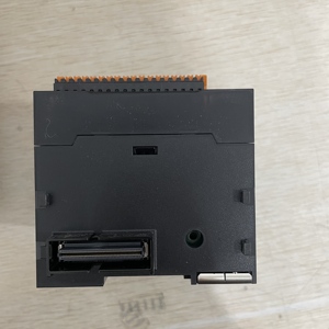 Unidad de Interfaz de Eje con Controlador de Entrada Analógica CK3W-AX1515N con Control de 4 Ejes, Carcasa para PC Macho/Hembra - Product Image 2