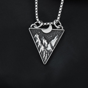 Collier pendentif triangle en acier inoxydable pour homme avec motif montagne et forêt, asymétrie géométrique, bijou cadeau pour vêtements - Product Image 4