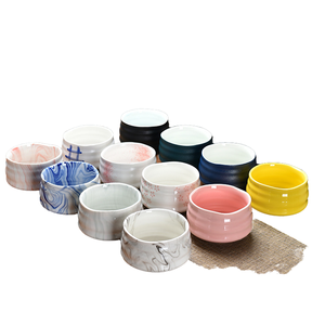 ชุดถ้วยชาเขียวมัทฉะพอร์ซเลนแบบกำหนดเอง พร้อมที่ตีชาเซ็นไม้ไผ่ ชุดกาแฟและชาแบบมินิมอลรักษ์โลก พร้อมกล่องของขวัญ - Product Image 1