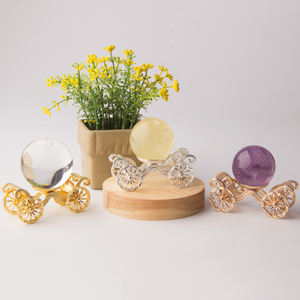 Neuankömmling Luxus Metall Prinzessin Auto Kristall kugel Display Rack Kugel halter mit Glaskugel Basis - Product Image 3