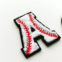 Patchs thermocollants personnalisés en chenille brodée avec lettres, chiffres et initiales pour vêtements et chapeaux, vente en gros pour les jours de match de baseball