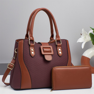 Bolso de Moda de Lujo Hecho a Mano para Mujer, Diseño Diagonal Portátil de Cuatro Piezas con Forro de Poliéster - Product Image 4