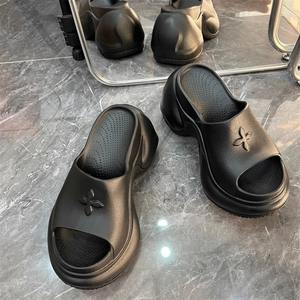 Chaussures pour femmes, sandales à talons hauts à plateforme de 9 cm, style croisé, été 2026, tongs de plage pour femmes - Product Image 5