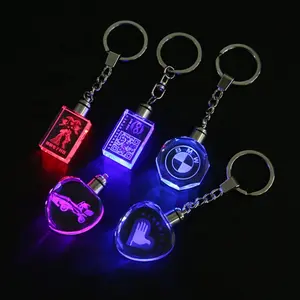 Hot Sale benutzer definierte Logo 3D Laser gravur k9 achteckigen Kristall LED Schlüssel bund für Branding Geschenk