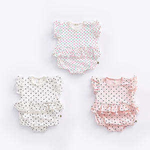 Vente en gros de combinaisons pour bébés filles de 0 à 24 mois, tenue d'été à manches volantées - Product Image 1