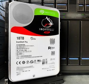 ฮาร์ดดิสก์ HDD ลดราคาพิเศษ รุ่น ST18000NT0011TB ความจุ 2TB 10TB 12TB 18TB ขนาด 3.5 นิ้ว 7200 RPM 256MB SATA 6Gb/s สภาพใหม่หรือมือสอง - Product Image 1