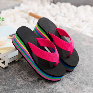 Sandalias Antideslizantes para Mujer, Sandalias de Playa con Suela Gruesa de Arcoíris para Verano - Product Image 3