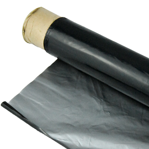Film de paillage réfléchissant rouge 30 microns, film de paillage biodégradable argenté et noir pour jardin, prix usine abordable - Product Image 2