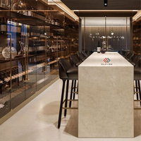 Grande table et chaises de salle à manger durables à surface solide luxueuse haut de gamme
