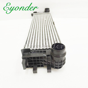Pièces automobiles Intercooler pour <span class=keywords><strong>MERCEDES</strong></span> BENZ MARCO POLO W447 V200 VITO Mixto A4475010301 A4475011301 - Product Image 2
