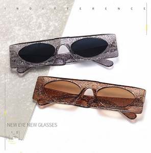 Gafas de Sol Cuadradas Pequeñas Vintage de Moda para Hombre y Mujer, Gafas de Sol Rectangulares con Marco Brillante UV400 2020 - Product Image 2