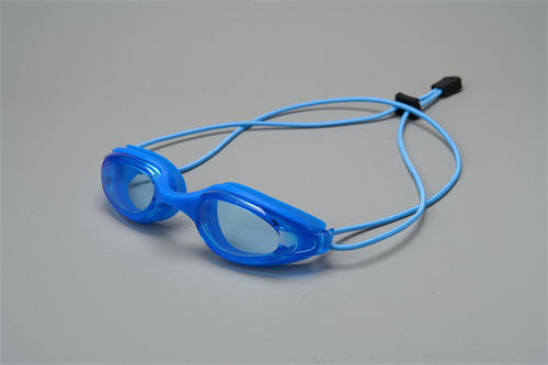 กล่องสีฟ้า