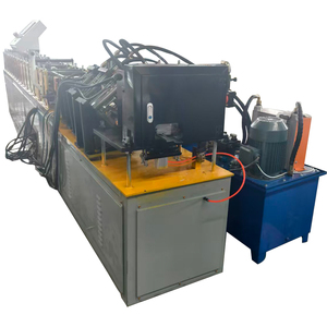 Machine de formage de lames de porte de <span class=keywords><strong>garage</strong></span> en métal de haute précision, machine de formage de lames de volet roulant - Product Image 1