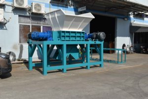 Industrial Big Power Waste Paper <strong>Board</strong> Plastic Shredder Double-shaft Double Motor Shredder - Product Image 4
