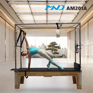 Cadillac de Pilates en Bois d'Hévéa avec Entraînement de Renforcement du Core, Équipement de Fitness MND pour Acheteurs d'Hôtels et Spas à Montréal - Product Image 1