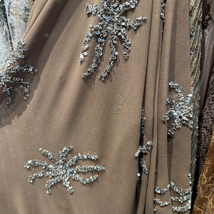 Tela de Chifón con Lentejuelas y Bordado de Fuegos Artificiales en Color Marrón Albaricoque y Negro con Efecto Brillante de Puntada Aleatoria 3D para Vestidos de Verano y Primavera - Product Image 6