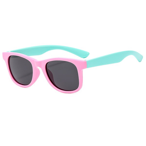 <span class=keywords><strong>Occhiali</strong></span> <span class=keywords><strong>da</strong></span> <span class=keywords><strong>sole</strong></span> all'ingrosso in Silicone per <span class=keywords><strong>bambini</strong></span> alla moda versatile party party senior sense protezione UV <span class=keywords><strong>occhiali</strong></span> <span class=keywords><strong>da</strong></span> <span class=keywords><strong>sole</strong></span> - Product Image 3