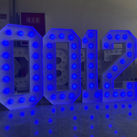 Décorations de mariage Hongsen personnalisées pour l'extérieur et l'intérieur, grandes lettres géantes LED RGB de 4 pieds en PVC et métal pour les fêtes