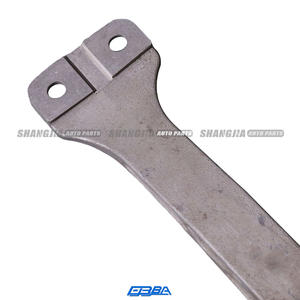 Pièces de démontage en matériau original de qualité supérieure, support inférieur de transmission pour Lamborghini LP700 2012 OE 470199323A - Product Image 4