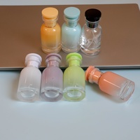 Botella de Perfume de Vidrio de Alta Gama de 30 ml, Color Caramelo, Portátil, Vacía, Plana, con Pulverizador y Serigrafía