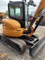 Excavatrice 304 d'occasion, modèle 2021, poids opérationnel de 4 tonnes, capacité de la benne de 0,3 m³, performances excellentes, prix abordable, à vendre