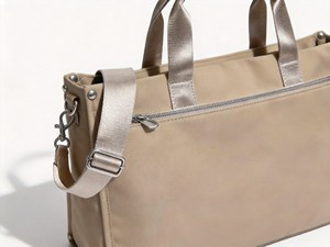 Large Capacity <b>Briefcases</b> and Laptop Tote Bags for Men Fashion Vegetable Tanned Hand Held Travel Bags - Product Image 3