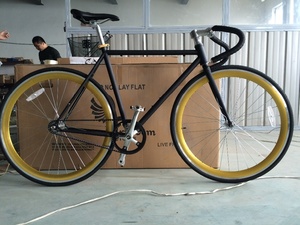 Vélo à pignon <span class=keywords><strong>fixe</strong></span> de style nouveau avec cadre en acier Hi-ten OEM 700C et transmission par courroie - Product Image 3