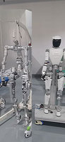 Mano Robótica Diestra Impresa en 3D de Código Abierto Programable para Aprendizaje de IA