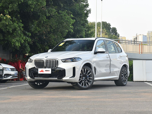 BMW X5 XDrive30i 2.0T <span class=keywords><strong>SUV</strong></span> 8AT LHD AWD 2023 d'occasion, véhicule de luxe urbain, économique en carburant, à vendre - Product Image 1