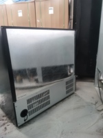 Réfrigérateur commercial de comptoir à triple porte vitrée pour boissons, refroidisseur de boissons, Kegorator à dégivrage automatique