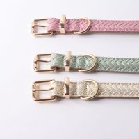 Nouveaux produits pour animaux de compagnie Aming, collier pour chien en tissu PU style princesse scintillant de Zhejiang avec fermeture à boucle métallique, modèle AMD19710