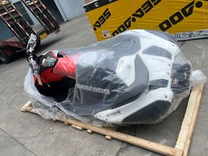 Original y en stock Bombardier <span class=keywords><strong>Sea</strong></span>-Doo BRP Spark Trixx Gasolina Combustible Motor fueraborda Motor de barco - Product Image 3