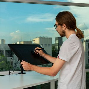 KAMVAS Pro 24, Pantalla HD 4K de 24 Pulgadas, Alta Gama de Color, Tableta de Dibujo con Pantalla LCD y Lápiz sin Batería, Monitor con Lápiz KAMVAS Pro 24 de 24 Pulgadas - Product Image 5