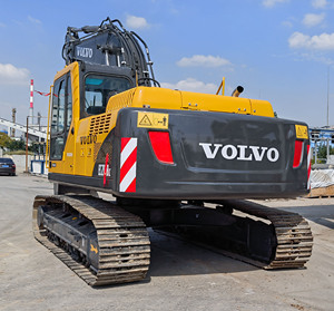 Excavatrice sur chenilles Volvo EC210BLC d'occasion, 21 tonnes, d'origine, en bon état, à vendre - Product Image 6