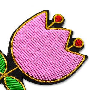 Broches décoratives en soie indienne brodées de dessins animés, épingles simples - Product Image 2