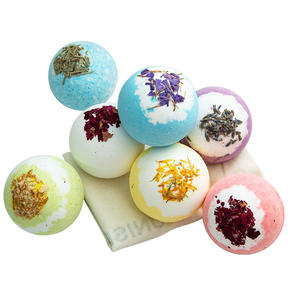 Bombas de Baño Artesanales con Aroma a Rosas y Flores Secas, 100g, Orgánicas, para SPA, Ducha, Salón y Pedicura en Casa - Product Image 2