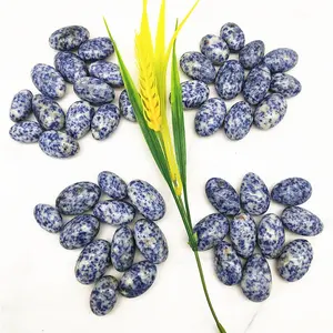 Groothandel Natuurlijke Blue Dot Stone Mini Size Palmen Healing Quartz Crystal Hand Ambacht Voor Decoratie
