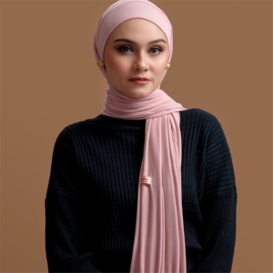 Hiyab Pashmina Instantáneo Versátil Cooltech con Tirantes Ajustables para Uso Diario y Deportivo - Product Image 1