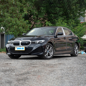 BMW i3 2022 Edrive 35L, 5 Puertas, 5 Asientos, Vehículo Eléctrico Mediano, Volante a la Izquierda, 526 km de Autonomía, Carga Rápida en 0.68 Horas, Carga Lenta en 7.5 Horas, 180 km/<span class=keywords><strong>h</strong></span> - Product Image 2