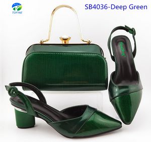 Elegent scarpe da sposa e borsa Set scarpe e borsa belle italiane Set <span class=keywords><strong>sandali</strong></span> <span class=keywords><strong>tacco</strong></span> <span class=keywords><strong>basso</strong></span> per signora - Product Image 4