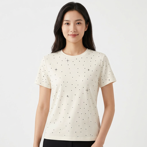 T-shirt orné de cristaux pour femme, haut élégant à manches courtes pour tous les jours - Product Image 1