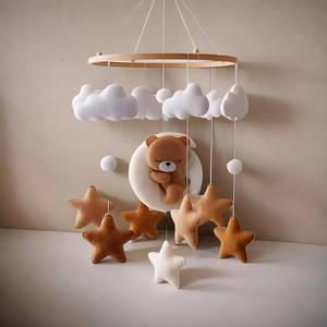 Quantité minimale de commande bas CE CPC produits pour bébés à la main en peluche ours endormi suspendu <span class=keywords><strong>boule</strong></span> de laine peluches en bois musical feutre berceau coran bébé mobiles - Product Image 5