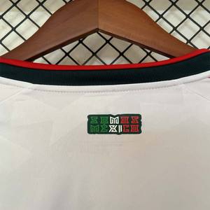 Camiseta de Fútbol con Cuello en V, Transpirable, de Secado Rápido, con Sublimación, Ecológica, Personalizada para el Mundial 2026, Venta al Por Mayor, Malla de Alta Calidad - Product Image 5