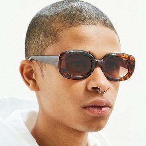 Wholesale Retro Classic Women Black Frame Oval <b>Sunglasses</b> UV400 Thick Round <b>Sunglasses</b> for Men - Product Image 1