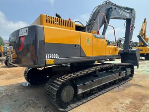 Excavatrice Volvo 300 d'occasion d'origine Excavatrice Volvo d'occasion à bas prix 30 tonnes Utilisation facile et bonne vision - Product Image 5