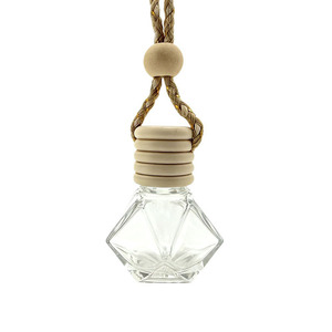 ขวดน้ำหอมแก้วรูปทรงข้าวหลามตัดขนาด 8 มล. สีสันสดใส แบบแขวนในรถ - Product Image 3