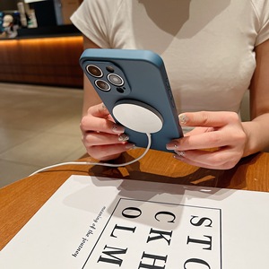 Coques magnétiques en silicone liquide de luxe tendance 2025, type <span class=keywords><strong>original</strong></span> officiel pour iPhone 16 15 14 13 12 11 Pro Max - Product Image 3