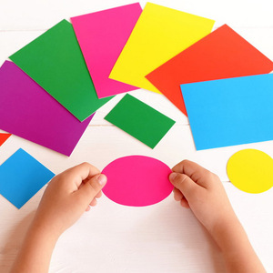 Dessin de logo personnalisé, feuille de papier kraft coloré à revêtement dur fait à la main, cercle artisanal rond en carton - Product Image 3