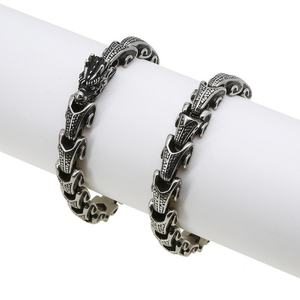 Pulsera Vikinga para Hombre, Acero Inoxidable, Joyería Pagana Nórdica, Estilo Gótico Biker, Cadena para Muñeca, Accesorio Medieval de Guerrero Nórdico - Product Image 4