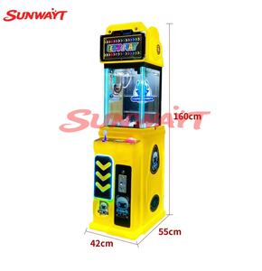 Máquina de Juegos de Arcade con Pantalla LED y Gancho para Premios, con Pantalla Publicitaria para Entretenimiento en Eventos - Product Image 4